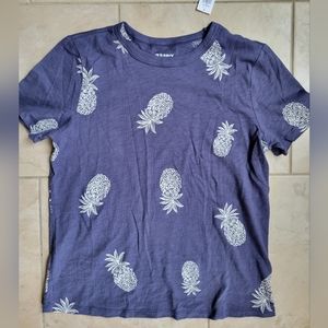 Old navy pineapple shirt